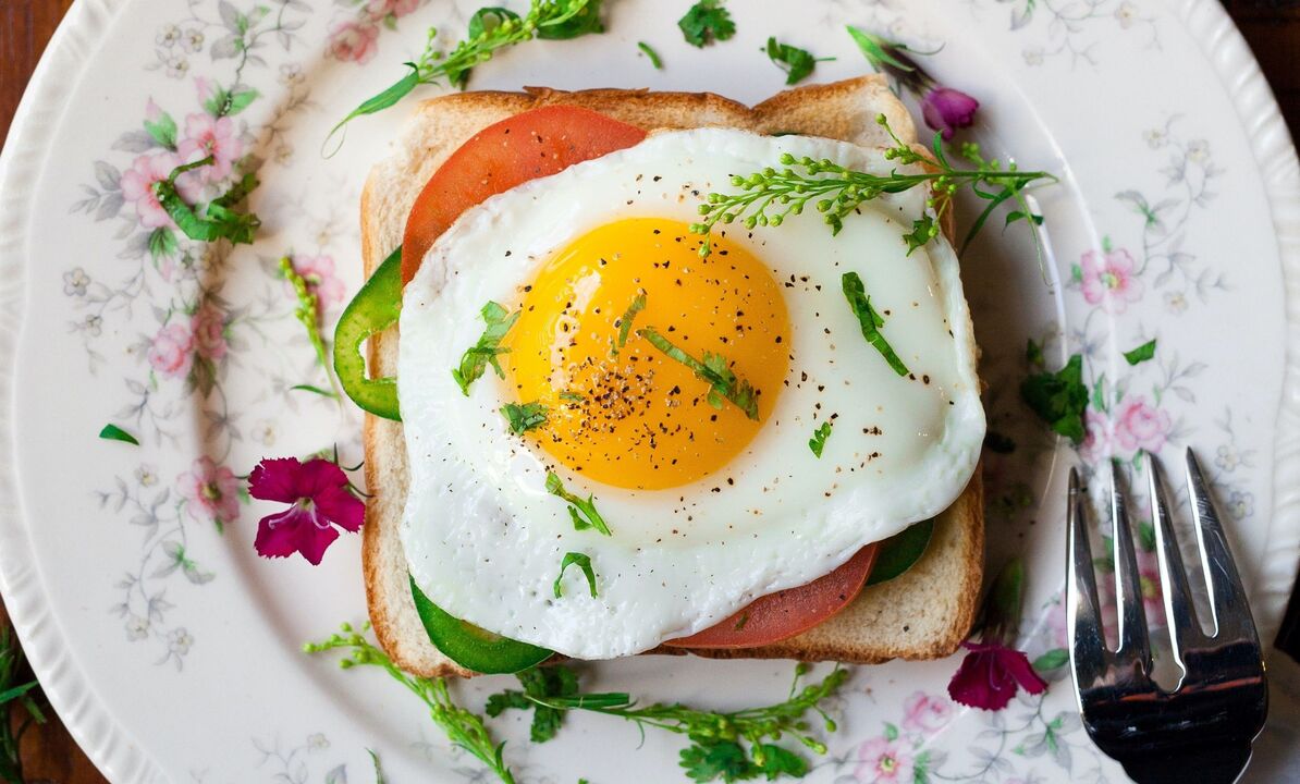 Scrambled Egg Sandwiches on a Protein Diet