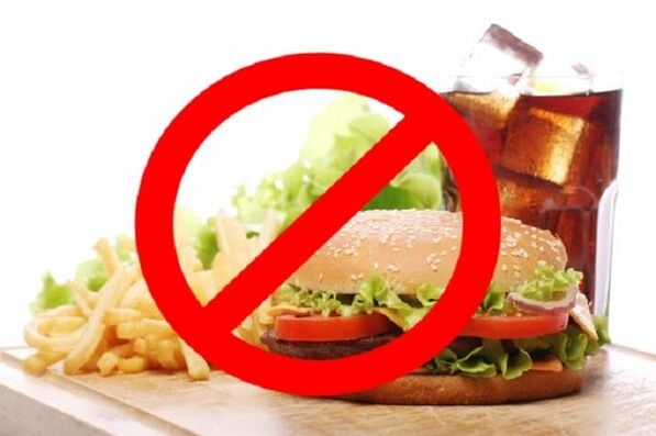 If you have gastritis, avoid fast food and carbonated drinks